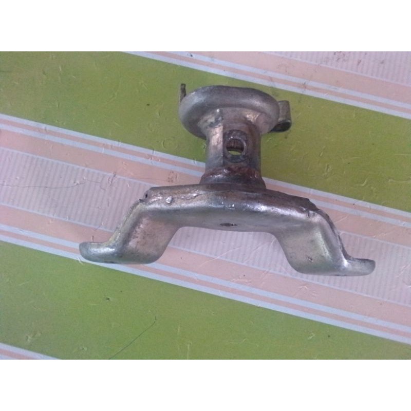 Pangkon dudukan stang stir Suzuki Smash 110 smash 110 old lama original copotan motor