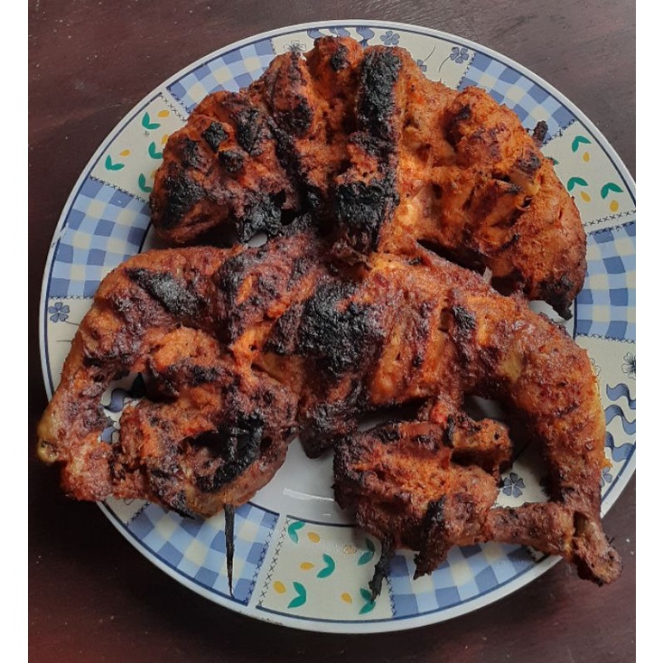 

Ayam Bakar 1 ekor Berat 1200 gram