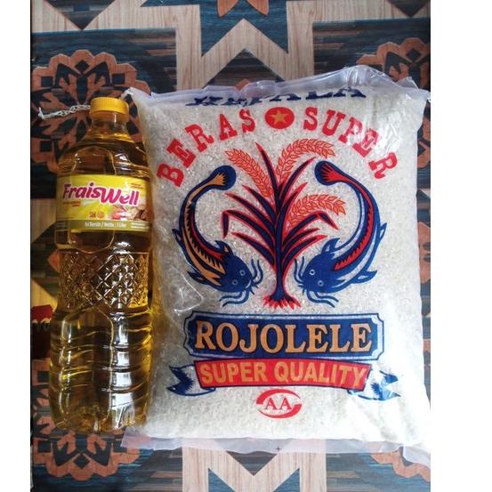 

❊ Paket Ceria - Beras Rojolele Kepala 4 Liter + minyak 1 liter ♛