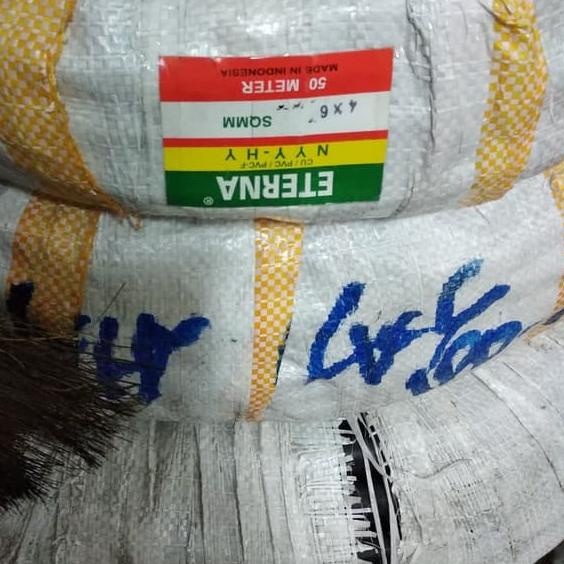 ☟ Kabel Listrik Serabut Hitam NYYHY 4 x 6 4x6 Eterna (Meteran) Kabel NYYHY 4 x 6mm 4x6mm 4 x 6 mm Et