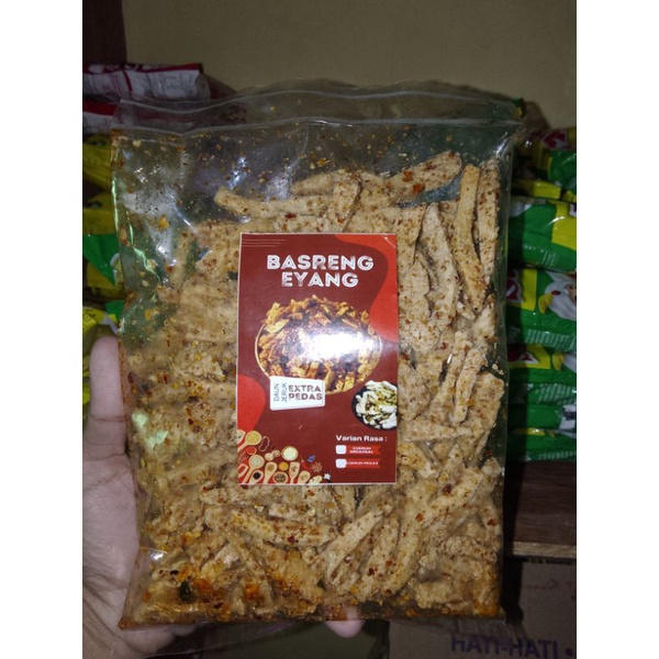 

BASRENG pedas eyang 250gram / Basreng Pedas Daun jeruk Enak