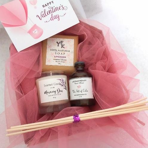 

Diskon Hampers Valentine Aromatherapy Gift