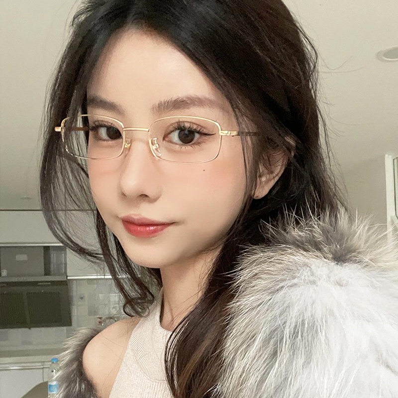 Papaozhu Ins Trendy Emas Sempit Persegi Panjang Frame Kacamata Untuk Wanita Pria Gaya Aesthetic Metal Kacamata Outdoor OOTD Eyewear