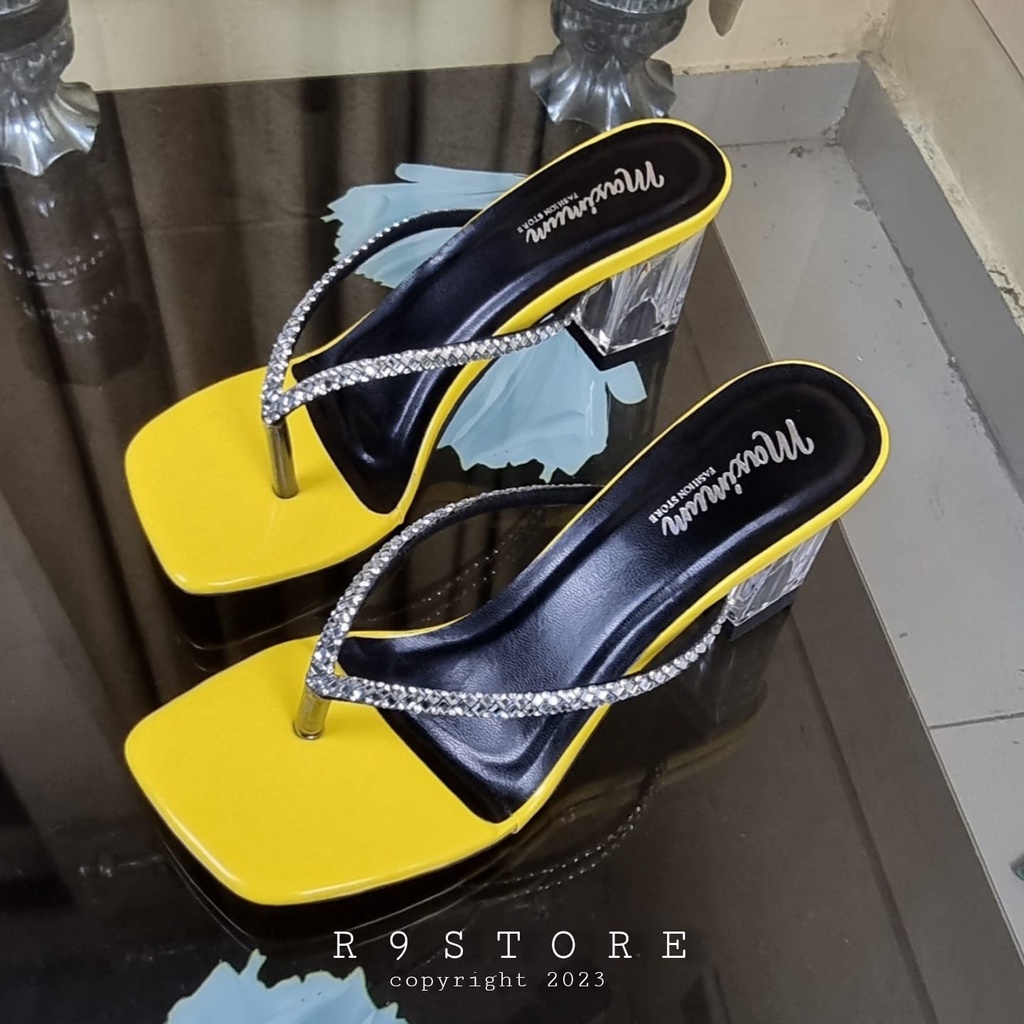 R9 Sandal Wanita Heels Kaca Jepit Premium