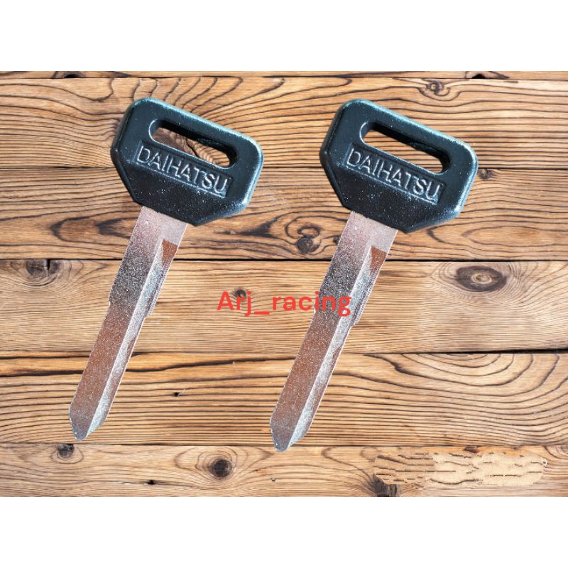 bahan duplikat kunci daihatsu ayla