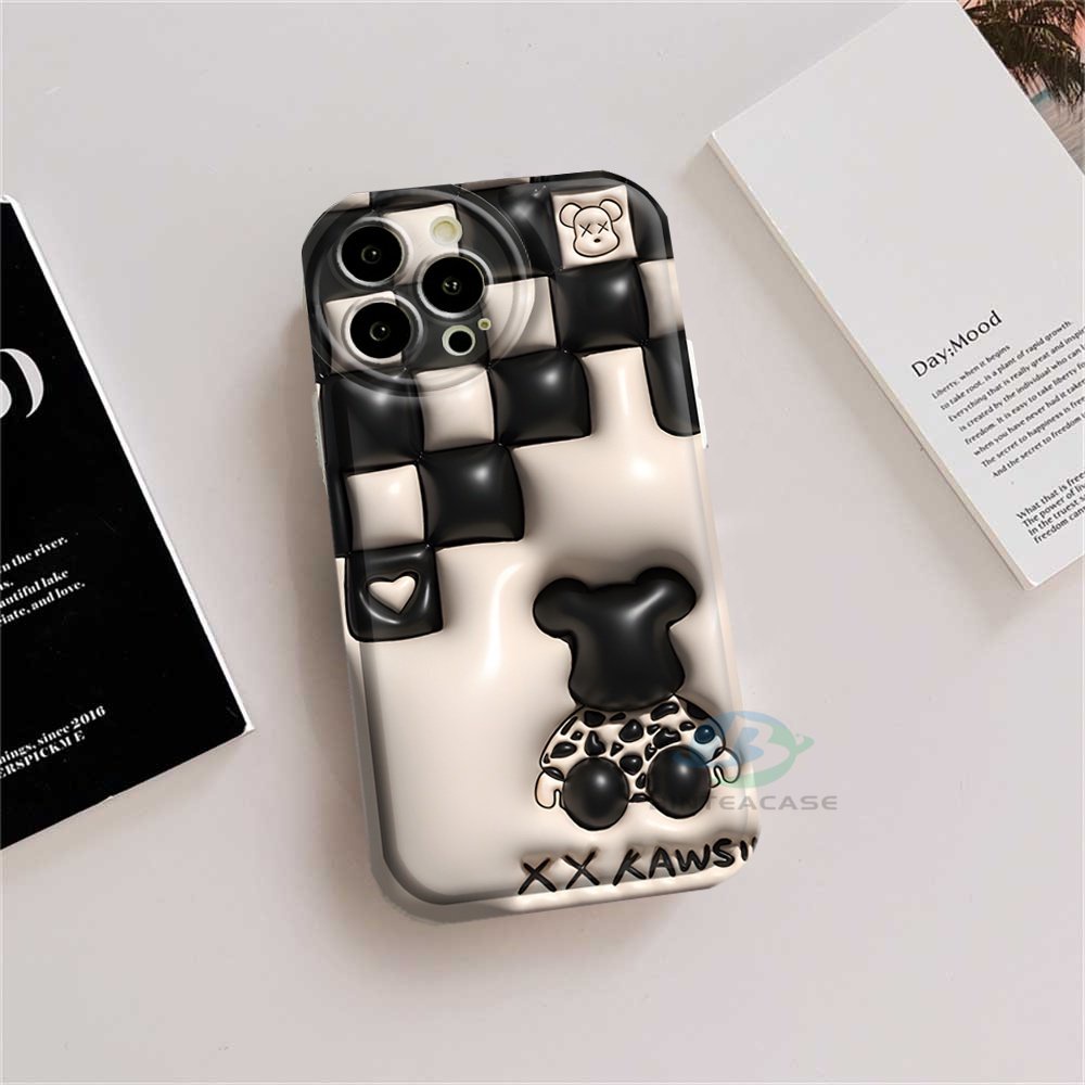 Oppo A77S A57 2022 A16 A16K A17 A5S A12 A3S A12E A92 A52 F1S A53 A33 A31 A9 A5 A15 A15S A54 F9 C1 Kotak Hitam Dan Putih KAWS Bear Airbag Case Binteacase