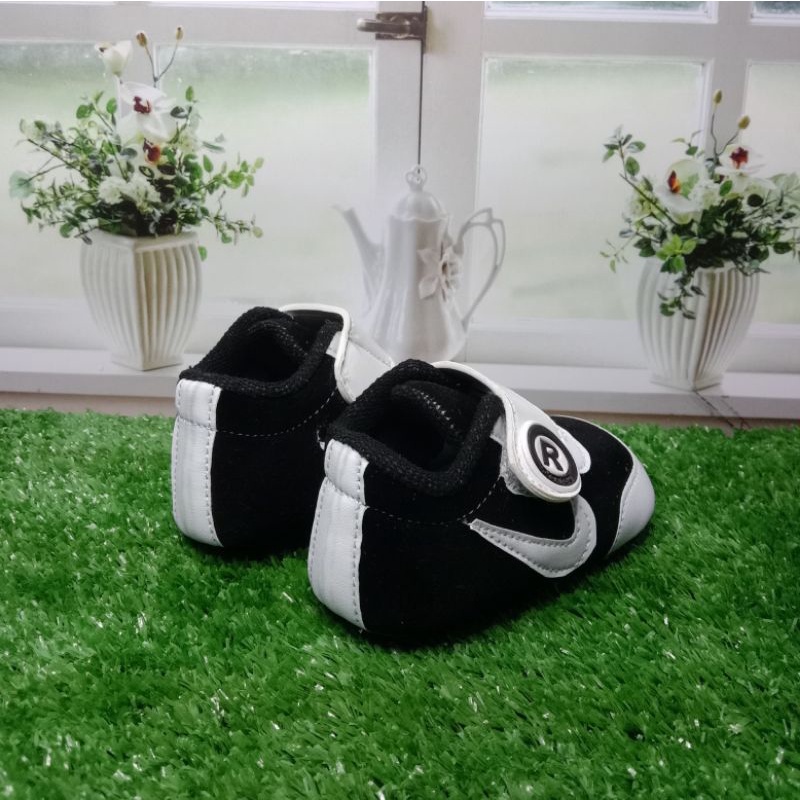 SEPATU BAYI PREEWALKER ANAK PEREMPUAN USIA 0-12 BULAN NK / SEPATU BAYI MURAH