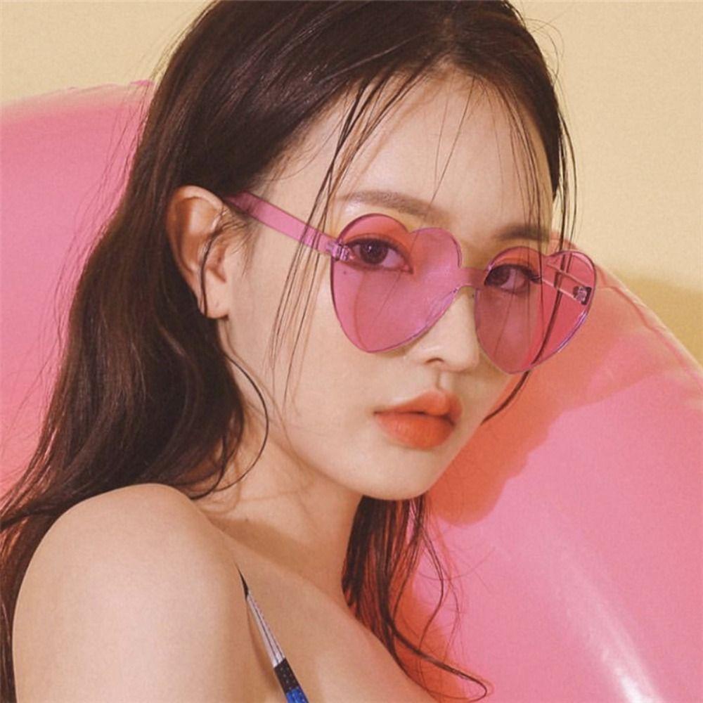 Lily Heart Sunglasses Party Favor Trendy Candy Color Eyewear Sunglasses Untuk Wanita