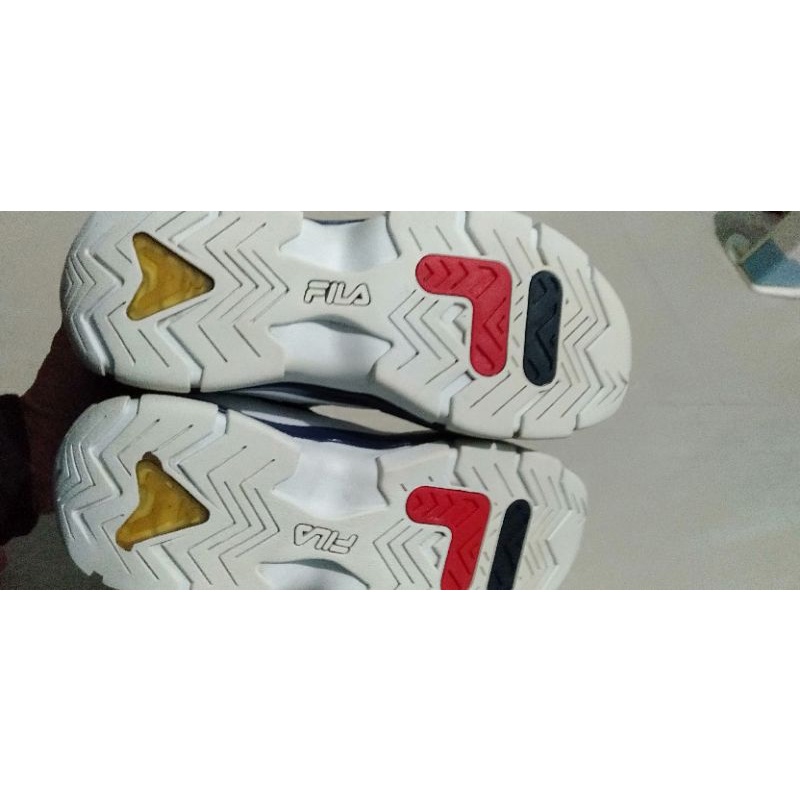 sepatu basket fila second