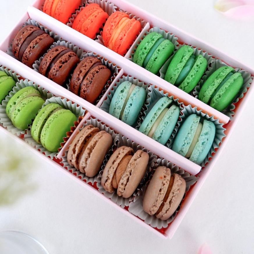 

♘ SPECIAL BABY MACARON 18 PCS ♦