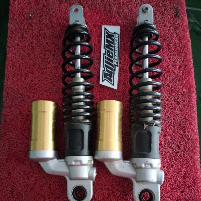 shok belakang new nmax