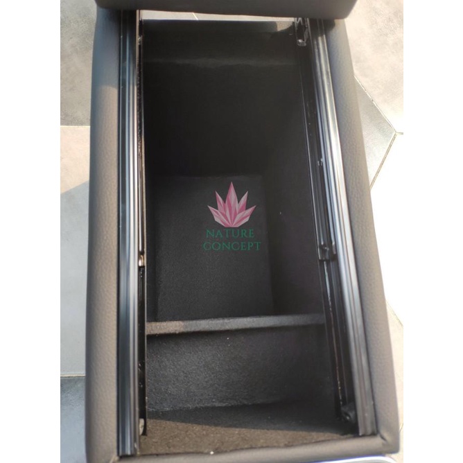 Console Box Mobil Biante Serena Cortez Voxy Luxury Edition