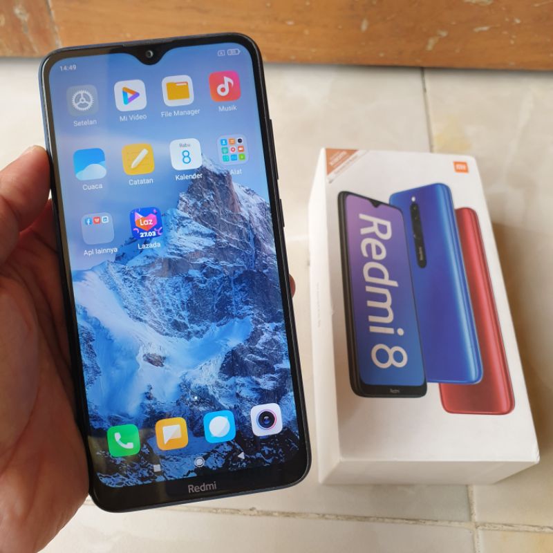 Xiaomi Redmi 8 4/64 ram 4gb rom 64gb mulus dan lengkap