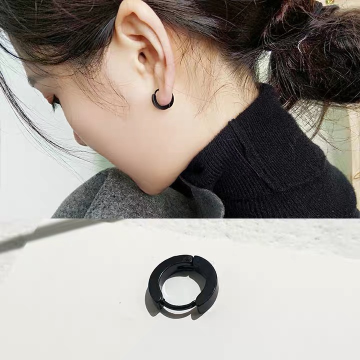 Anting Bentuk Lingkaran Barbel Bahan Titanium Steel Gaya Hip Hop Untuk Pria Dan Wanita