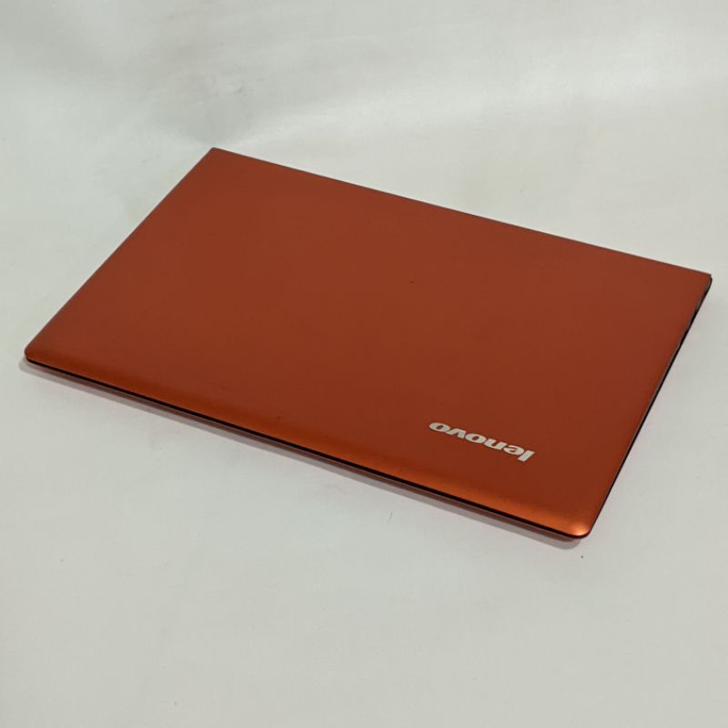 laptop Ultrabook slim/tipis Lenovo Ideapad u330p - Core i5 - ram 8gb - Ssd 512gb