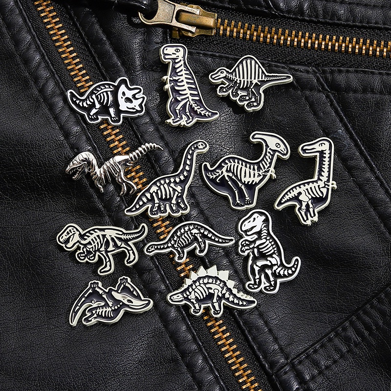 Dinosaurus Enamel Pin Tyrannosaurus Rex Hewan Kuno Custom Perhiasan Hadiah Untuk Teman Hitam Punk Kerah Pakaian Bros Jewelry