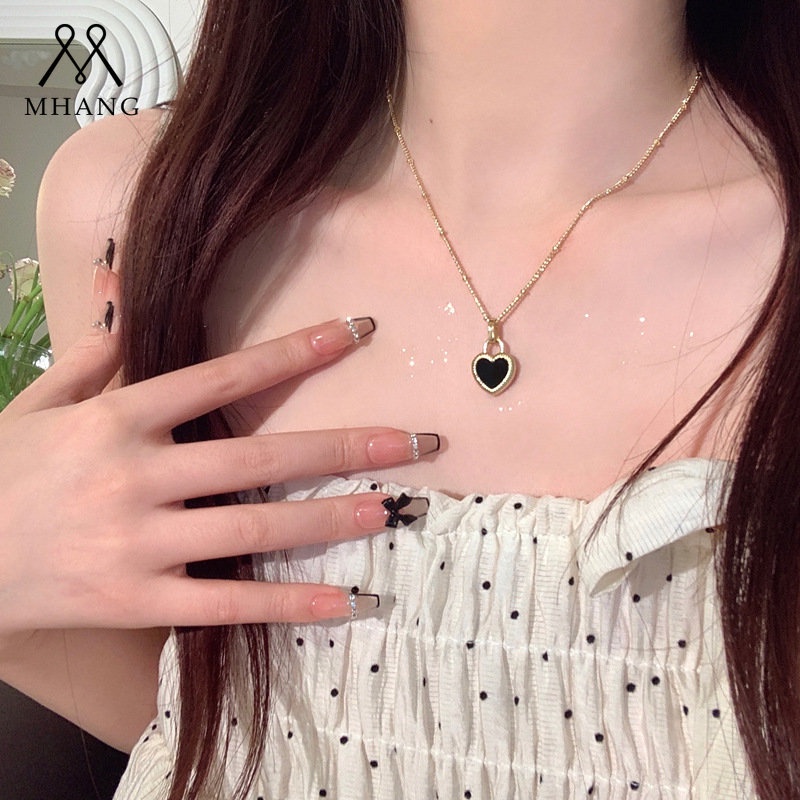 Kalung Cinta Hitam Dan Putih Dua Sisi Vintage Korea Ins Gaya Sederhana Liontin Cinta Kalung Wanita