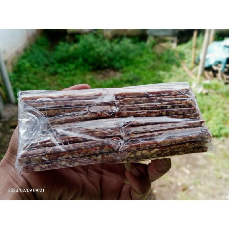 

Ting-Ting kacang