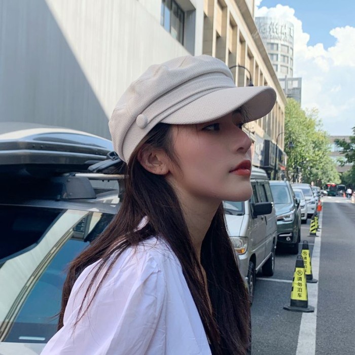 SALE -Topi Baret Beret Korea Fashion Import Oktagonal Wanita Pria Unisex - Putih Tulang  3.1.23