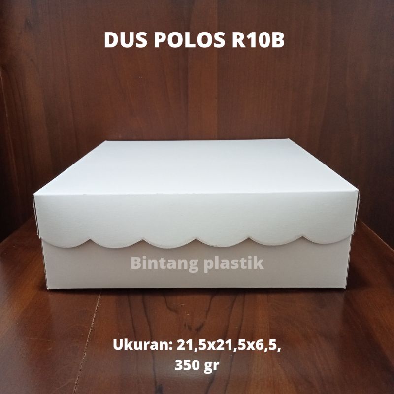 

DUS NASI PUTIH POLOS 22cm×22cm R10B 350gr Dan Mika k.22 (5 lubang)
