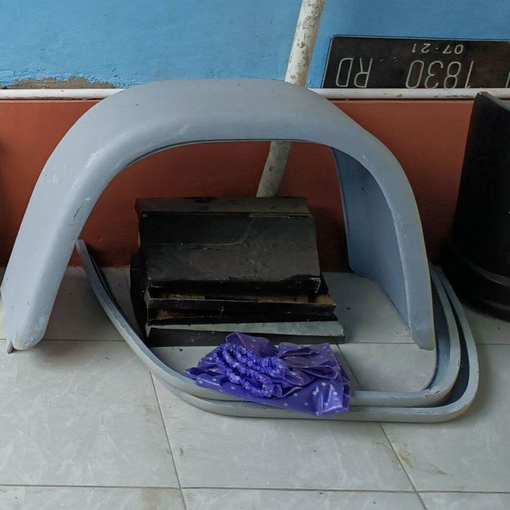 Spakbor Slebor Besi Poksian Depan Belakang L300 NEW