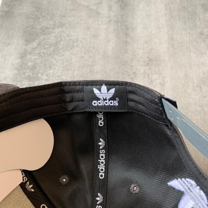 SALE -topi adidas snapback import Topi baseball pria wanita - Abu-abu  3.1.23