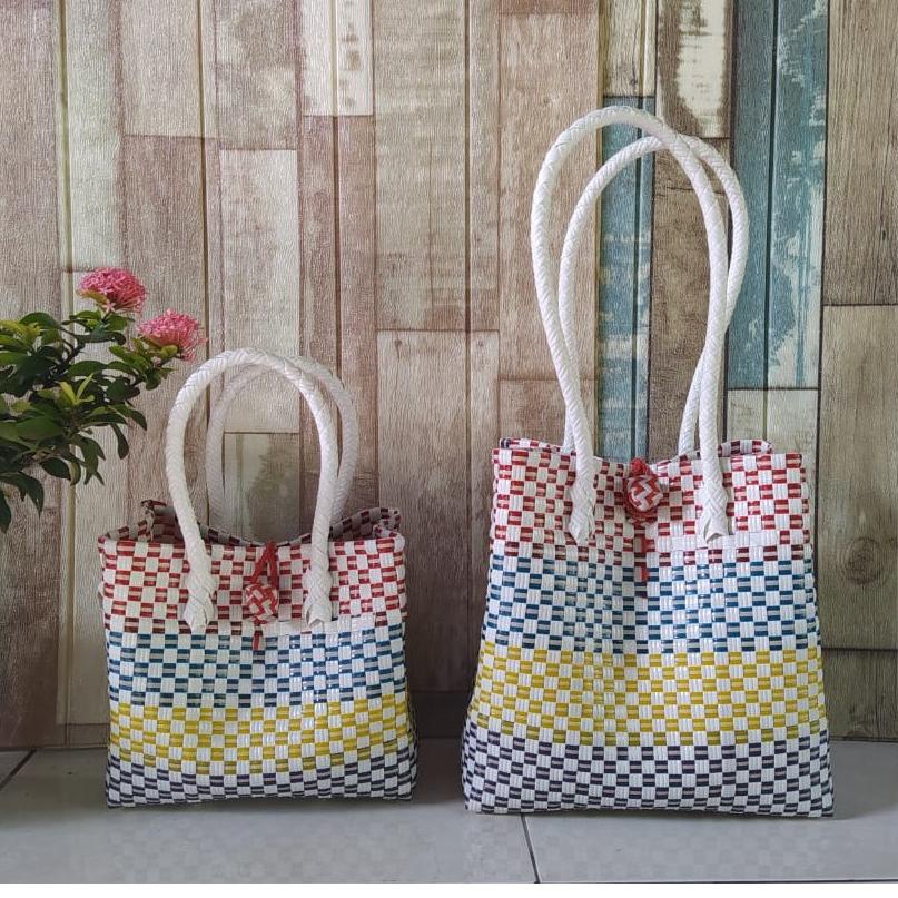 Produk Berkualitas Totebag / Tas Anyaman / Tas Anyaman Plastik / Tas Jali Jali Rainbow