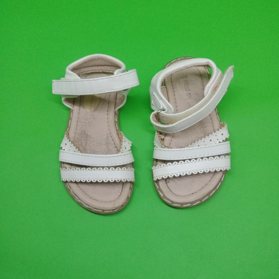 Preloved Sepatu Sandal Anak Perempuan Meet My Feet Original Size 22