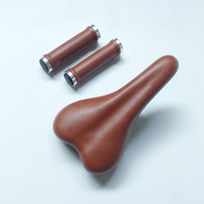 Saddle Sadel Dan Grip Sepeda Coklat Klasik Vintage