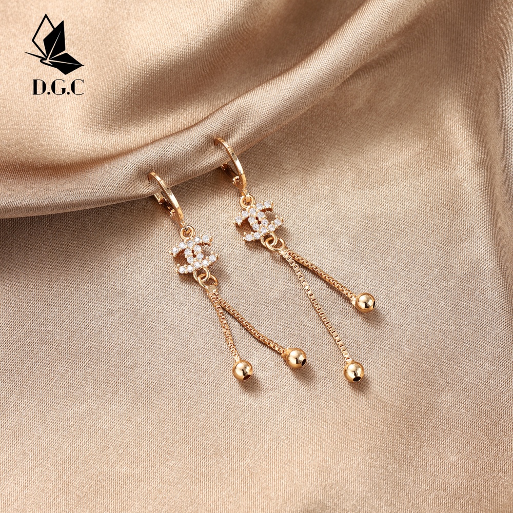 D.G.C✨✅Anting Panjang Titanium Wanita Anti Karat Emas Dewasa Juntai Aksesoris Fashion Korea Earrings D156