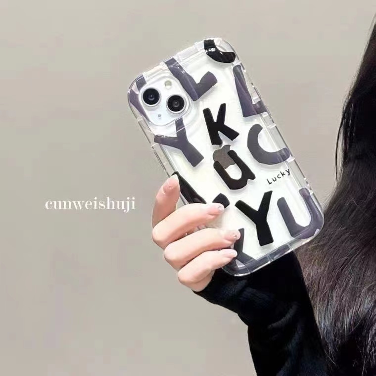 IPHONE Ins Huruf Pola Keberuntungan Cocok Untuk Iphone14 14pro 14plus 13 13mini 13pro 13prm iPhone12 7Plus 8Plus Xr XS 13 12mini Pro Max Empat Sudut Casing Ponsel Tahan Guncangan