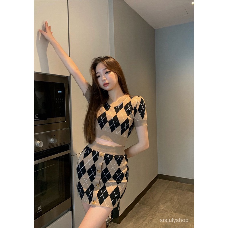 [✅BISA COD] #Sisjuly# Selubung jumper berlian wanita keinginan murni setelan v-neck Amerika paket pe