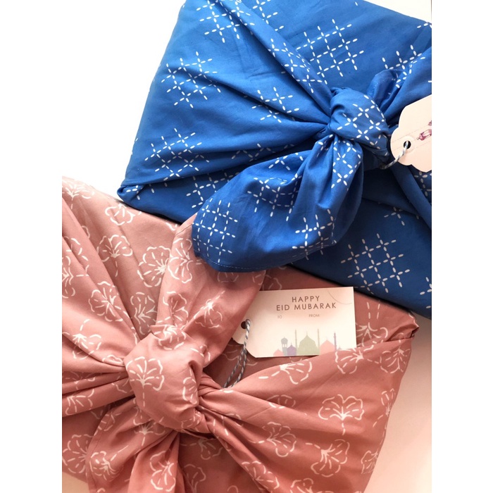 

Special Ramadhan Hampers Furoshiki Batik Gift Package