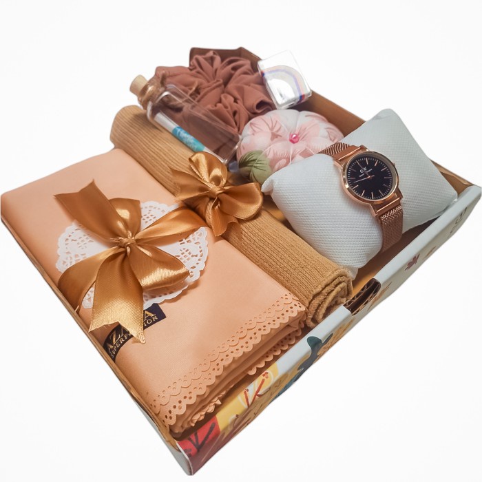 

(COD) PAKET HAMPERS HIJAB PREMIUM GIFT BOX KADO ULTAH PACAR ULANG TAHUN ISTR - abu, kartu kosong