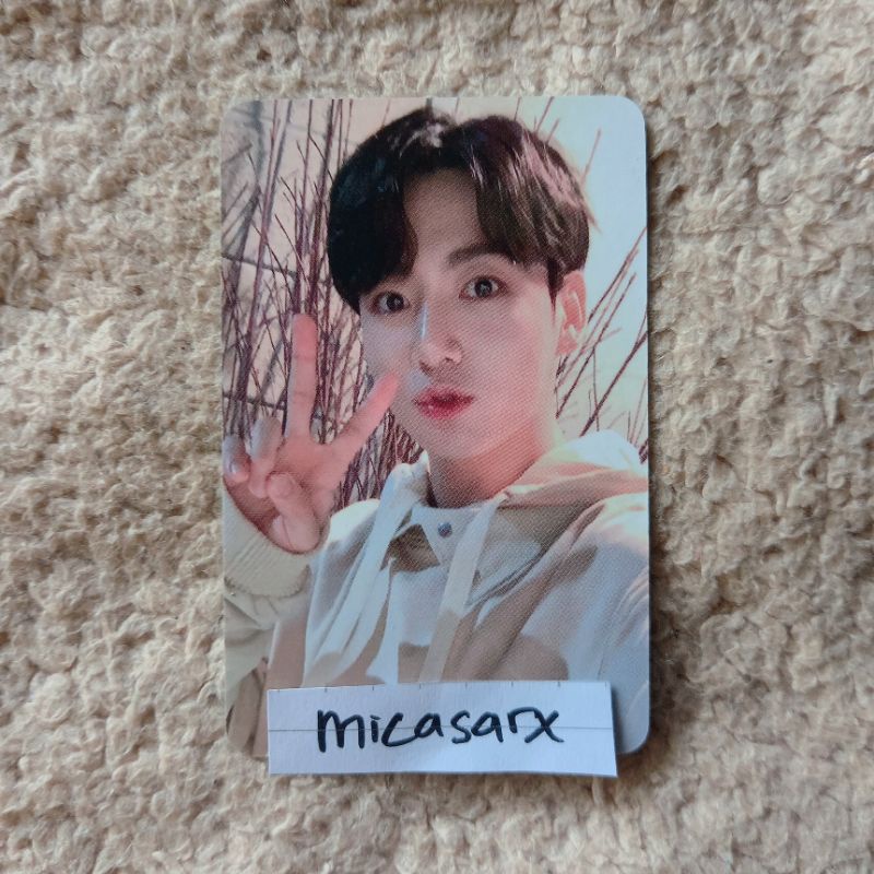 BTS JUNGKOOK DICON 102 PUTIH