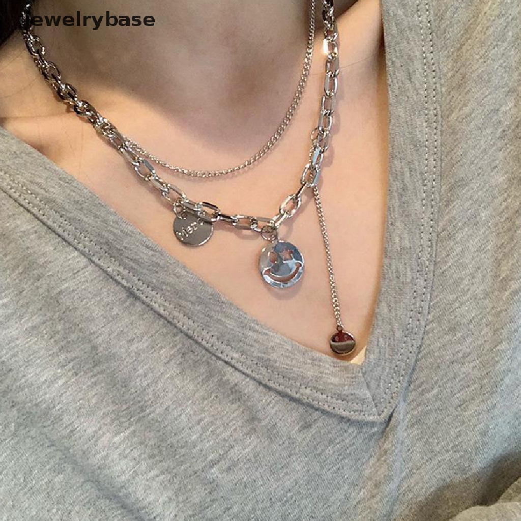 [jewelrybase] Smiley Face Pendant Necklace Silver Layered Necklace Alloy Chain Retro Hip Hop Punk Gaya Wajah Senyum Rantai Huruf Multilayer Kalung Rantai Klavikula Panjang Butik