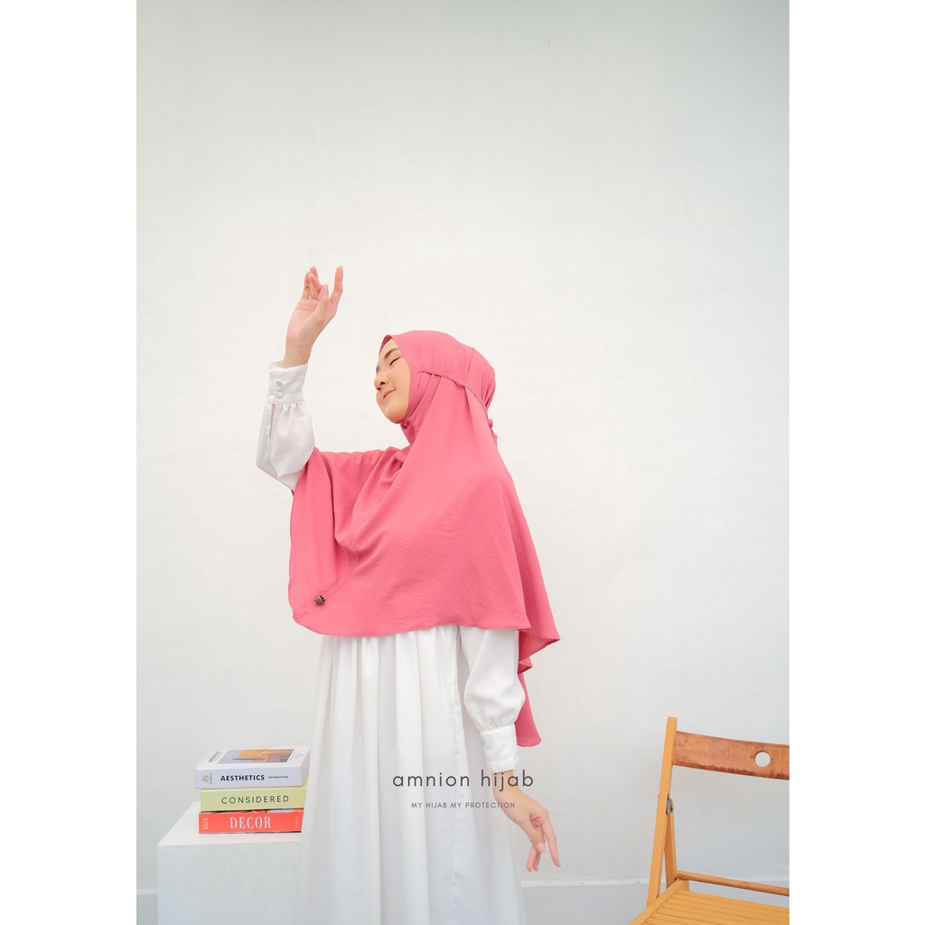 Hijab Instan Pink dusty / Bergo Alia Crinkle Airflow by Amnion Hijab