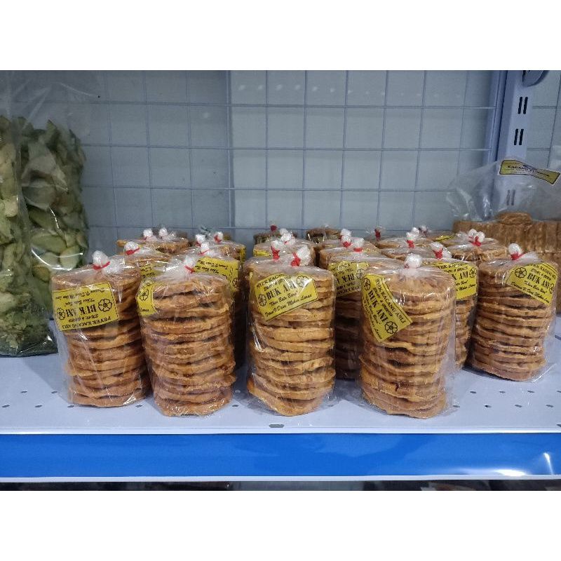 

Peyek Kacang Renyah isi 12 Pcs