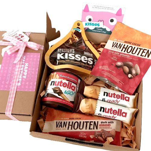 

❤️ H-Day ❤️ HAMPERS/GIFT BOX WISUDA, ULANG TAHUN, ANNIVERSARY, VALENTINE DLL - CHOCOLATE EDITION - HAMPERS COKLAT