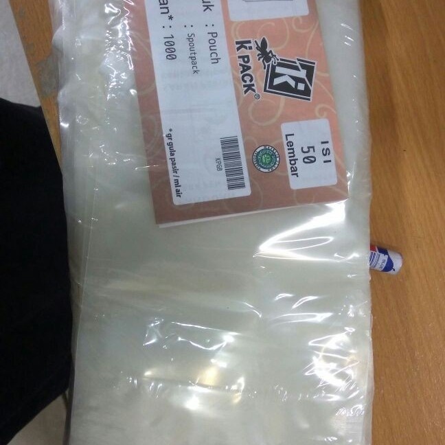 Kemasan Standing pouch cair 1000 ml Spoutpack