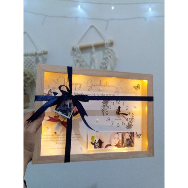 frame mini gold+jam (paket hanya frame dan jam tanpa mini gold)