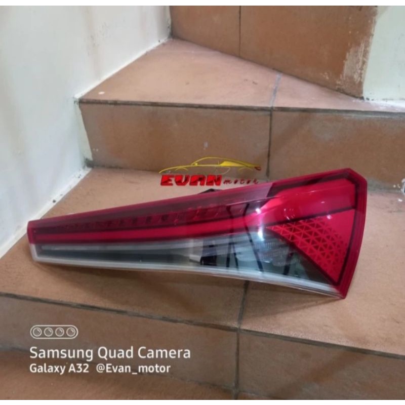 Stoplamp lampu belakang wuling almaz RS tahun 2021 2022