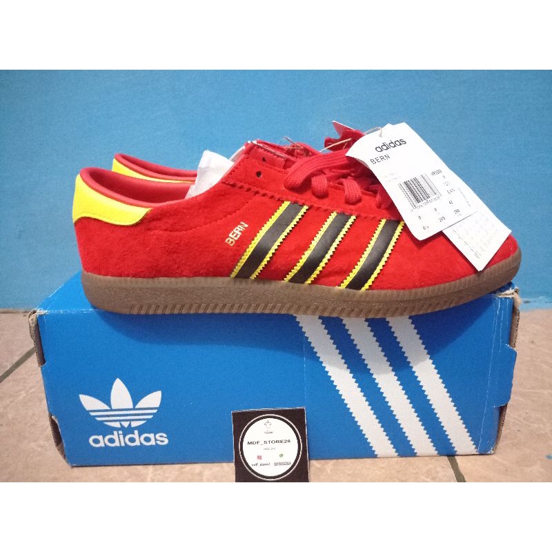 Adidas Bern merah