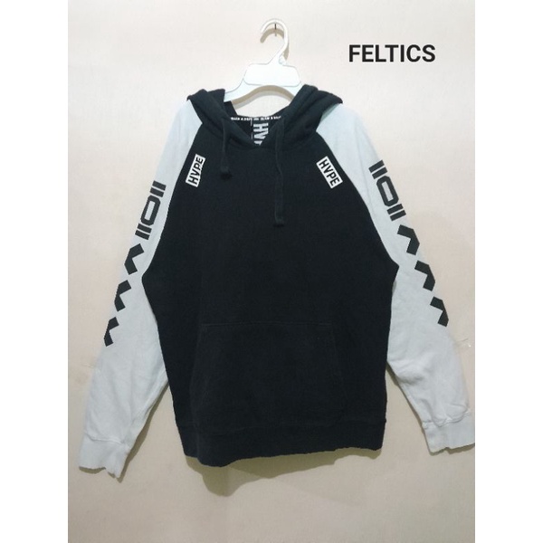 Hoodie HVPE X FELTICS