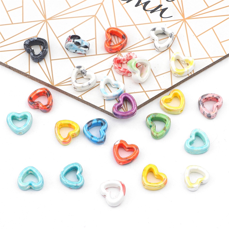 Keramik Pola Tinta Percikan Tidak Teratur Aksesoris Manik-Manik Sederhana Berbentuk Hati Manik-Manik Keramik multi-Warna Membuat Perhiasan Manik-Manik Berlubang handmade Porselen beads