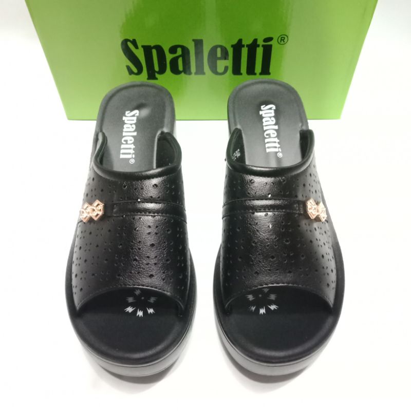 Sandal Import merek Spaletti