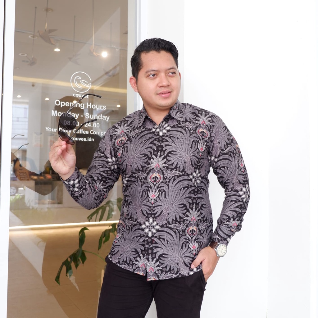 PADI HITAM Kemeja Batik Pria Premium Warna Hitam Lengan Panjang Lapis Furing FULL BADAN Batik Solo Asli