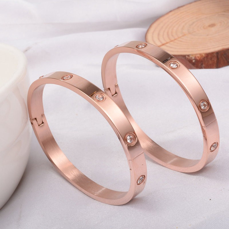 Gelang Tangan Rantai Baja Rose Gold Aksen Berlian Imitasi Mewah Untuk Wanita