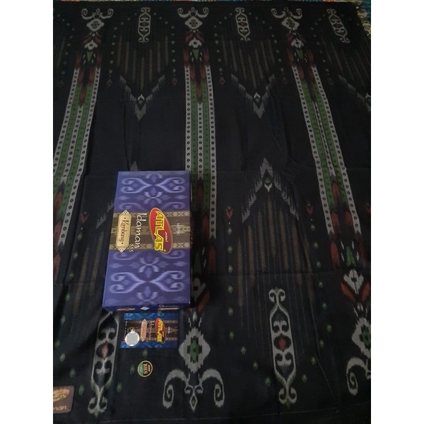SARUNG ATLAS IDAMAN SGE 555 / SARUNG ATLAS MOTIF KEMBAN BHS