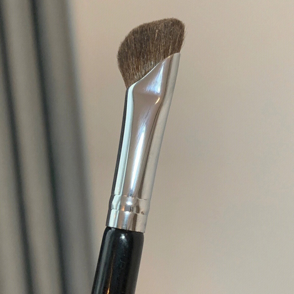 Kuas Makeup Kepala Miring Lembut Single Halo Nose Shadow Brush Alat Makeup